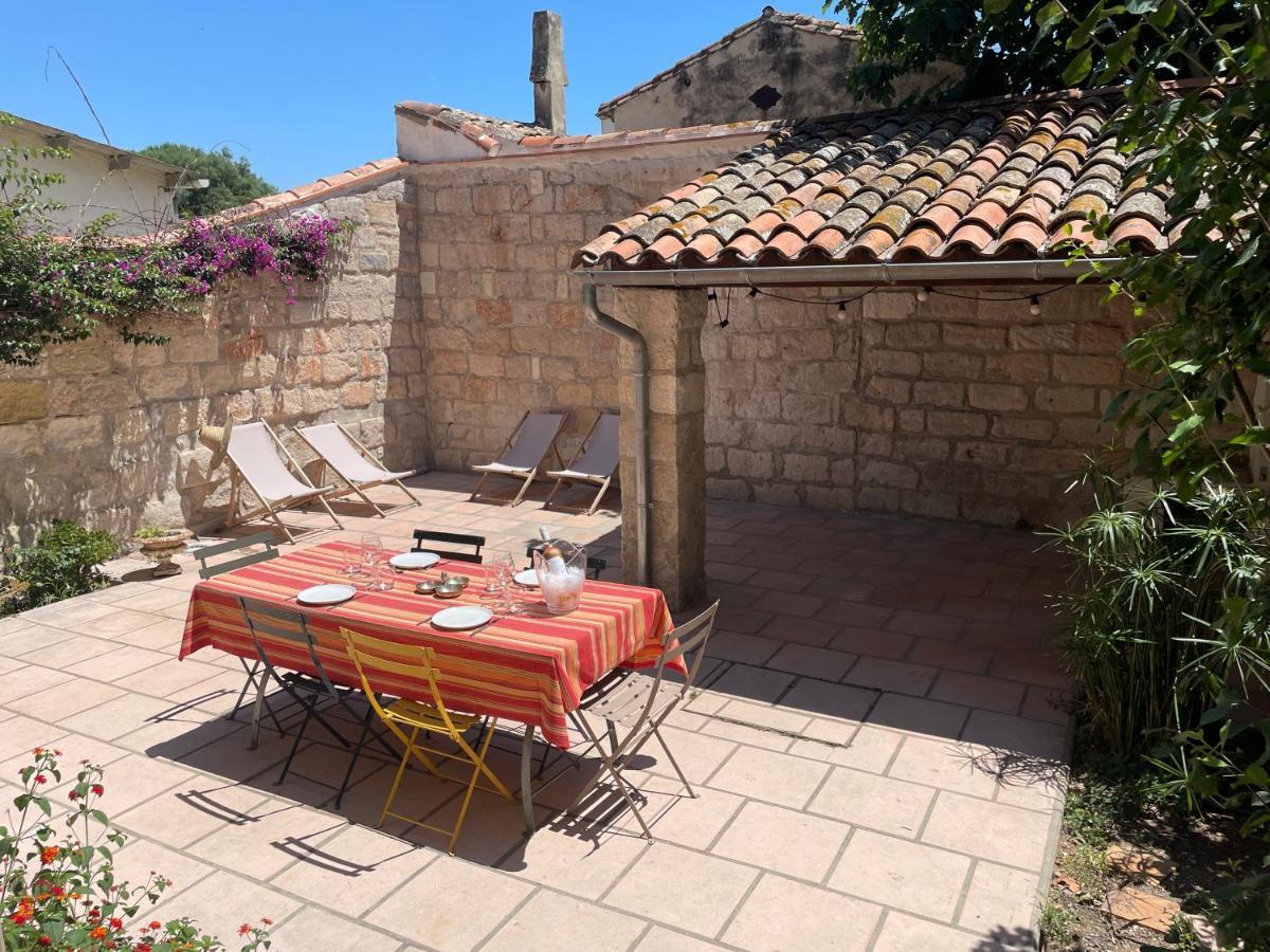 Maison De Maitre Proche Plage A Aigues-Mortes Bagian luar foto
