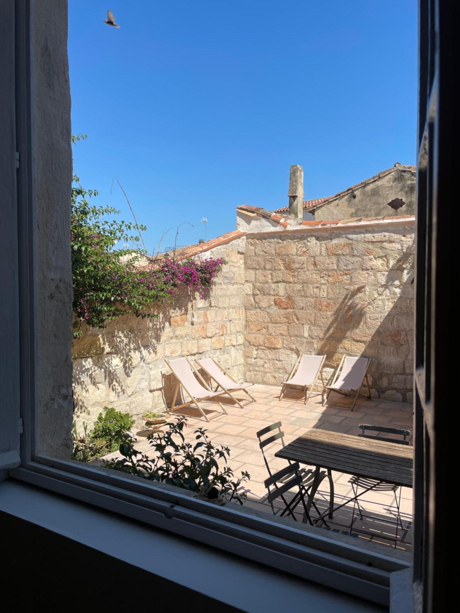 Maison De Maitre Proche Plage A Aigues-Mortes Bagian luar foto